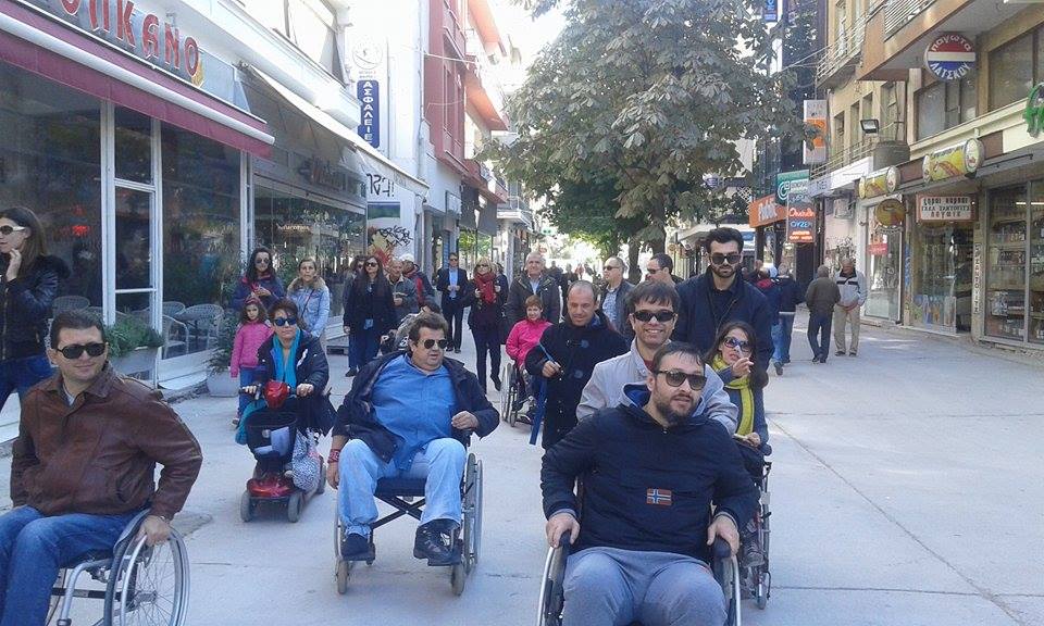 ΠΟΡΕΙΑ ΑΜΑΞΙΔΙΑ ΣΤΗΝ ΚΟΖΑΝΗ