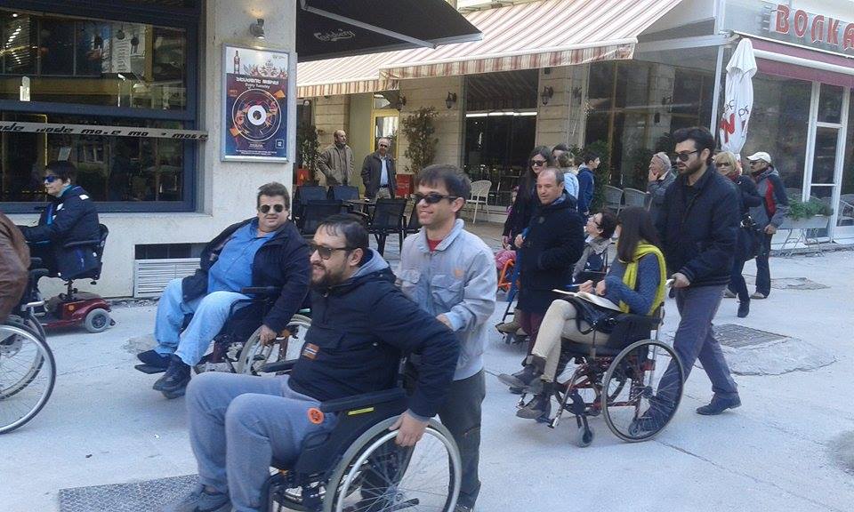 ΠΟΡΕΙΑ ΑΜΑΞΙΔΙΑ ΣΤΗΝ ΚΟΖΑΝΗ